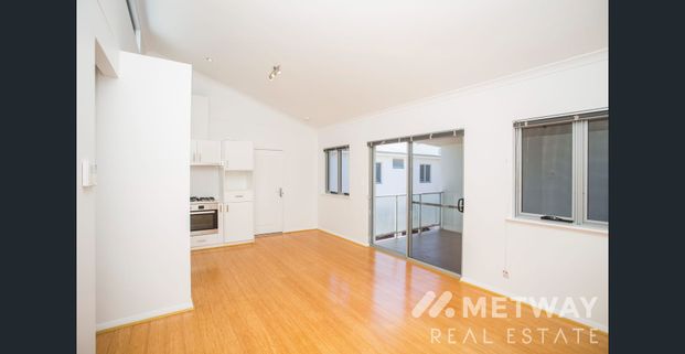 Modern 2x2 Apartment in Small Complex - Photo 1