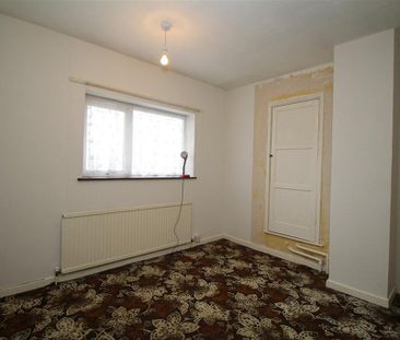3 bedroom terraced house to rent - Photo 6