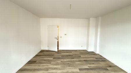 Schöne, gemütliche 4 Zimmer Wohnung im Dachgeschoss - Bad mit Fenster - Photo 5