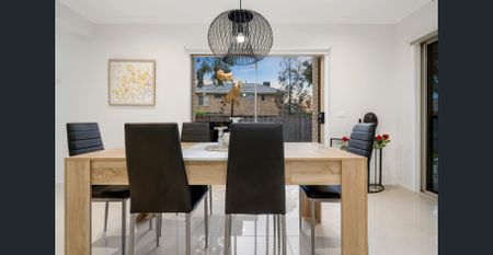 Resort Stylish Living with Water Views - Photo 4