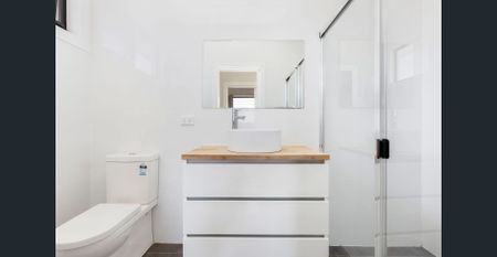 Coastal Convenience, City Access & Easy Living - Photo 5