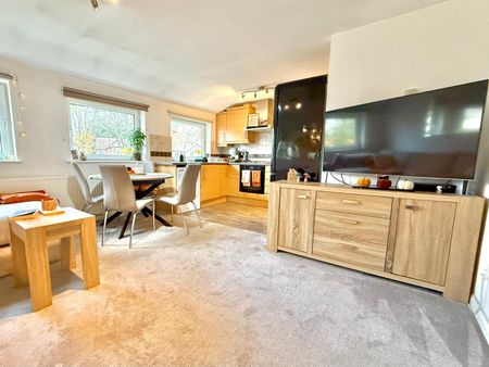 2 bedroom apartment to rent - Photo 4