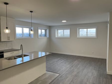 For Lease - 225 Cypress Street Unit# 225A, The Nation, Ontario - Photo 4