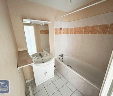 Location Appartement 2 pièces 47m² CHOLET 49300 - Photo 5