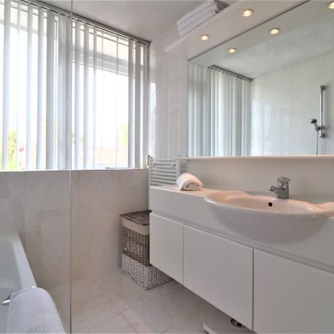 Huis te huur: Van Bassenstraat 74 3067 XE Rotterdam - Photo 1