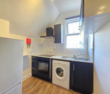 Studio to rent - Photo 5