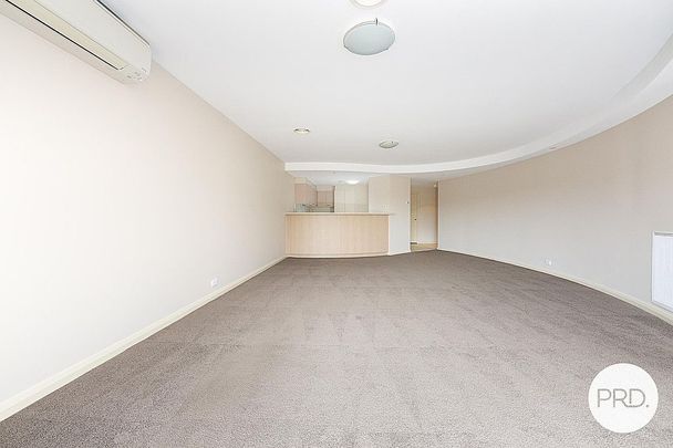 6/7 Hopegood Place,Garran - Photo 1