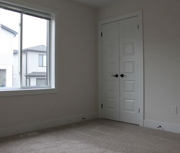 For Lease - 1820 Canvas Way Unit# 17, London North, Ontario - Photo 5