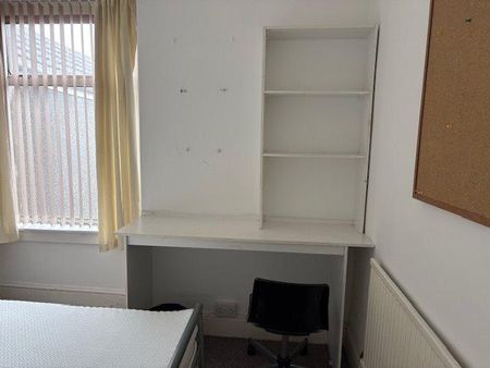 5 bedroom house to rent - Photo 2