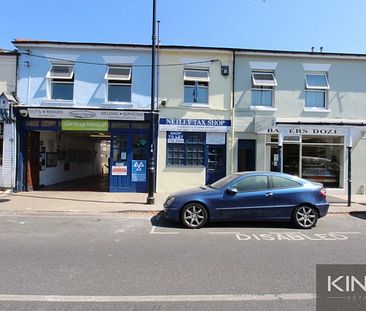 Victoria Road, Southampton, Netley - Photo 1