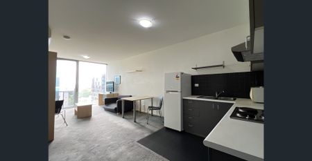 Fully Furnished 2 Bedrooms Apartment - Photo 2