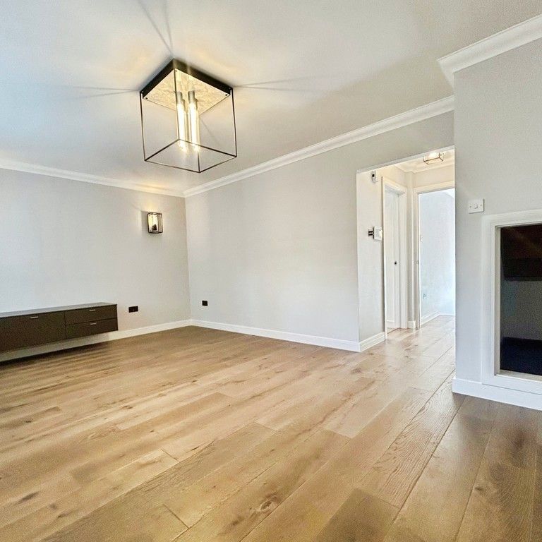 Wimborne Road, Bournemouth - Photo 1