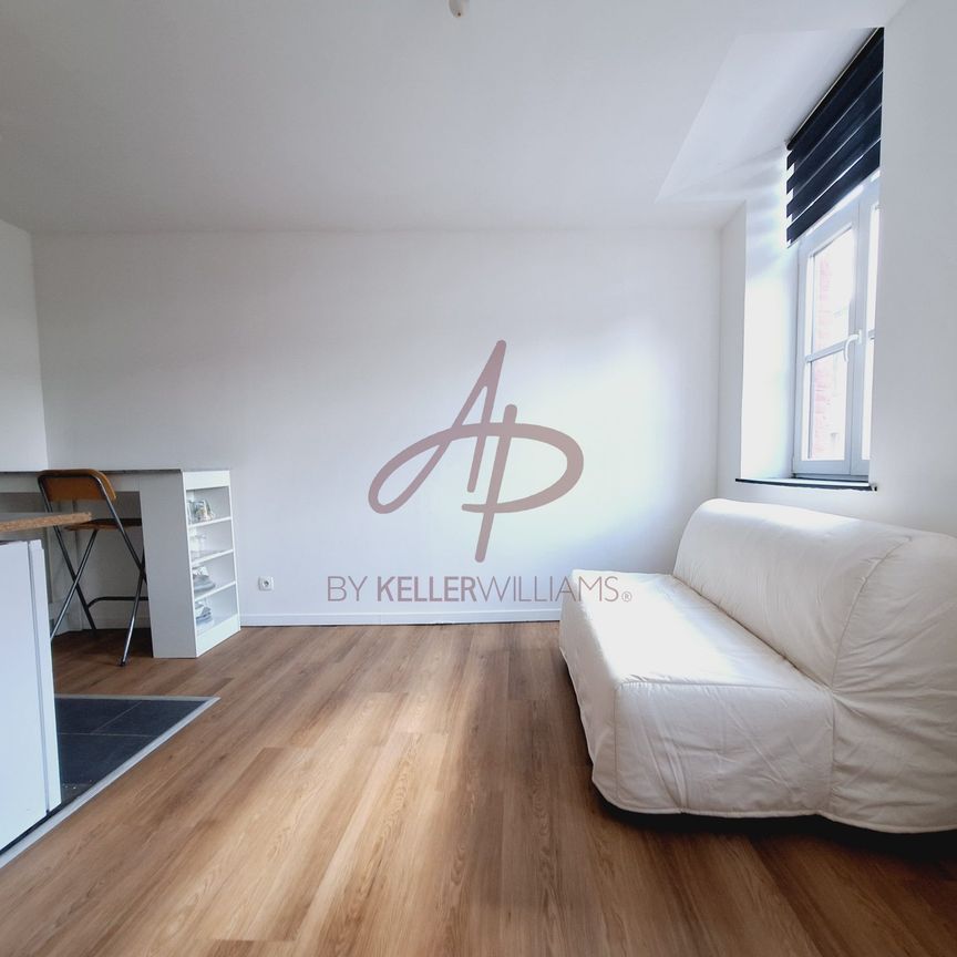 Location Appartement 1 pièce 15m² ROUBAIX 59100 - Photo 1