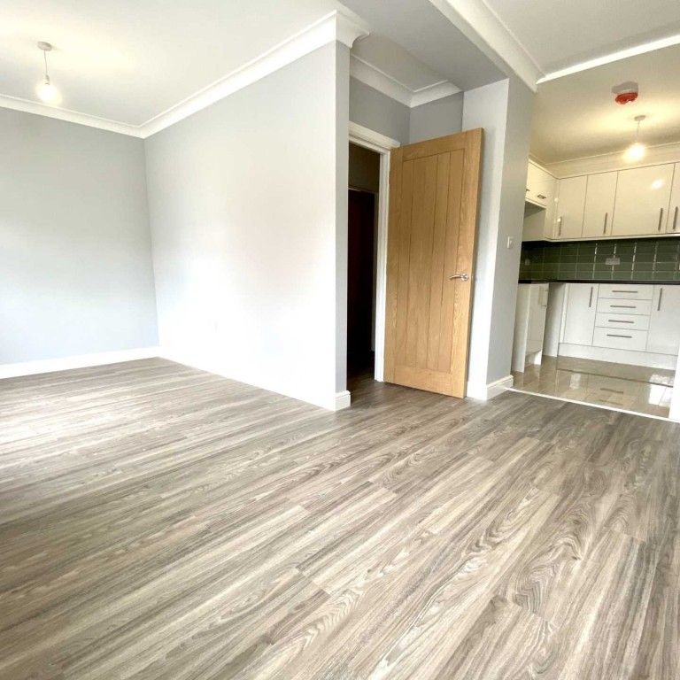 1 bed Flat for rent - Photo 1