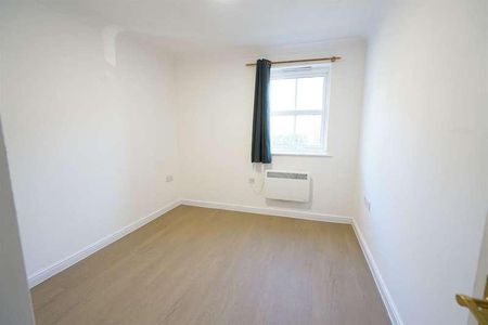 Rawlyn Close, Chafford Hundred, RM16 - Photo 4