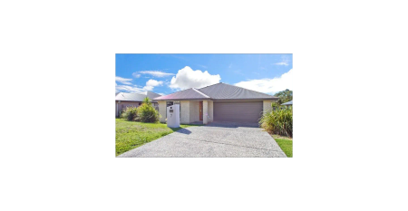 Stunning Family Home in Ormeau - Photo 5