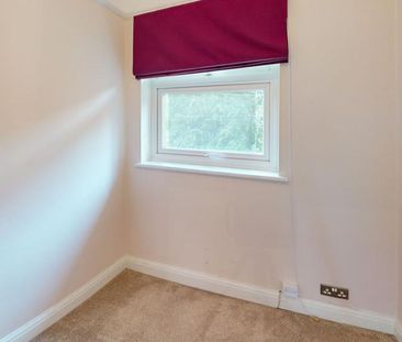 4 bedroom terraced house to rent - Photo 6