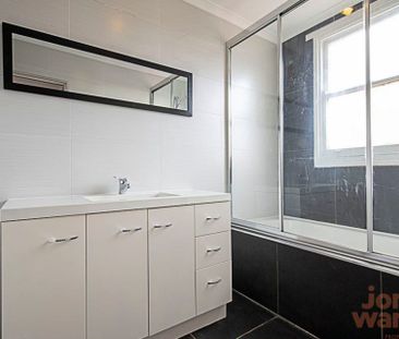 13 Kootara Street, Narrabundah ACT 2604 - House For Rent | Domain - Photo 4