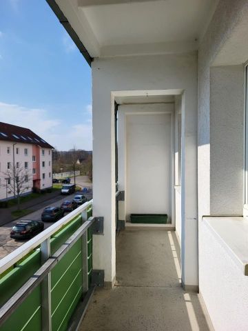 Willkommensbonus... 3 Monate geschenkt!! Hier wartet ihr neues zu Hause // tolle 3 Zimmer Wohnung mit Balkon - Photo 3