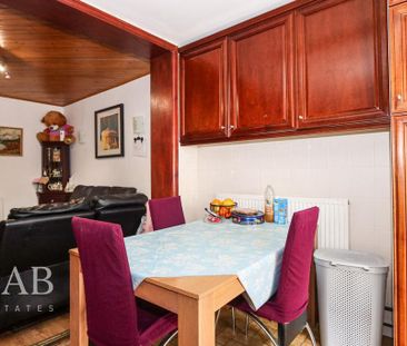 3 bedroom terraced house to rent - Photo 3