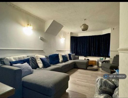 3 bedroom detached house to rent - Photo 1