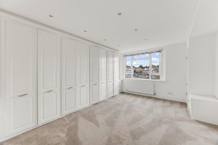 3 Bedroom Apartment To Let - Photo 3