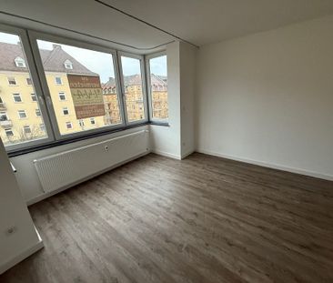 kernsanierte 3-Zimmer-MWG mit Sonnenloggia nahe Goetheanlagen/ Heli... - Photo 1