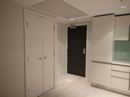 1 BEDROOM+NOOK ON 25TH FLOOR NEAR DOWNTOWN STAMPEDE! - Photo 2