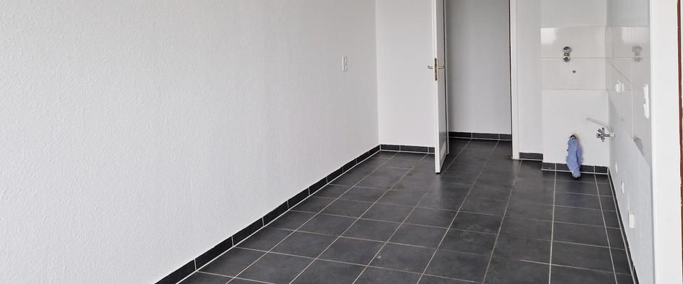 Familienfreundliche, frisch renovierte 3-Zimmer-Wohnung mit Balkon und weitem Blick! - Foto 1