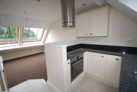 3 bedroom apartment to rent - Photo 5