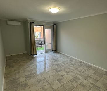 2 Bedroom Unit in the Heart of Dandenong - Photo 4