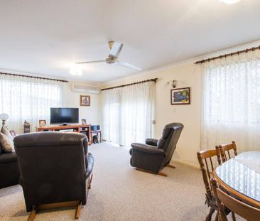 CHARMING UNIT CLOSE TO EVERYTHING - Photo 3