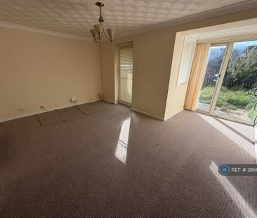 3 bedroom terraced house to rent - Photo 1