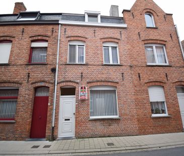 COMFORTABELE RIJWONING GELEGEN IN HET CENTRUM VAN IEPER - Foto 3