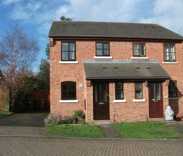 2 bedroom semi-detached house to rent - Photo 5