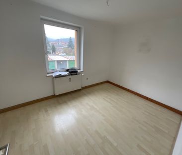 4 Zimmer Wohnung in ruhiger Lage und doch Zentral - Photo 4