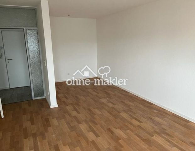 Zentral gelegene, schöne 43m² Wohnung mit Balkon und Einbauküche - Foto 1