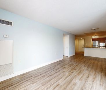 For Lease - 21 Hillcrest Avenue Unit# 502, Toronto, Ontario - Photo 3