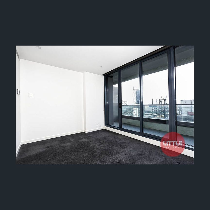 Stylish apartment in the heart of South Yarra - Photo 1