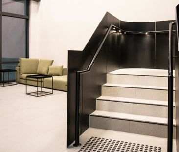 Melbourne | Studio with Terrace for Students - Photo 1