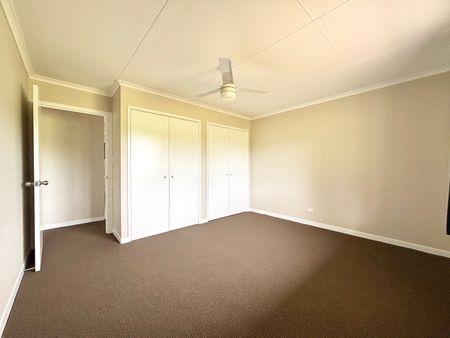 Freshly Renovated & Move-In Ready Modern 4-Bedroom Country Home - Photo 2