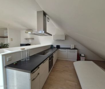 Traumhaft schöne Dachgeschoßwohnung in der Zinzendorfgasse mit groß... - Foto 2