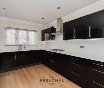 Oaktree Close, Epsom - Photo 4