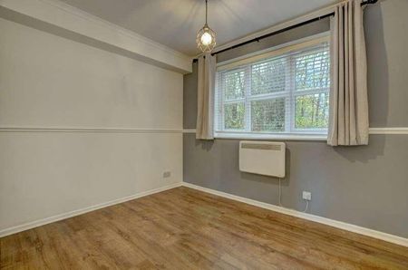 Barkus Way, Stokenchurch, Buckinghamshire, HP14 - Photo 4