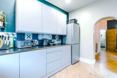 UK Award Winning, exceptionally high standard, design-led, immaculate, quiet but friendly & sociable shared home in prime location, close to Chester City Centre, transport, good shops and leisure. - Photo 5