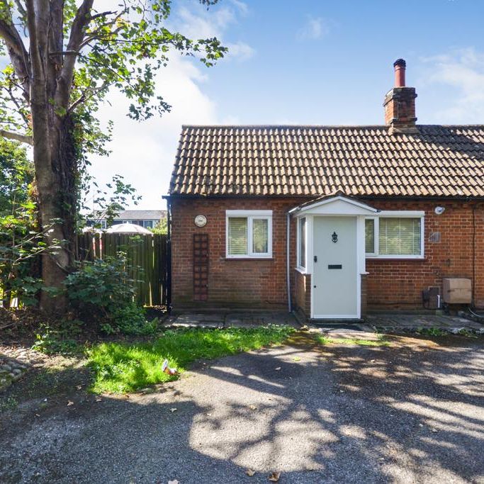 1 bedroom bungalow to rent - Photo 1