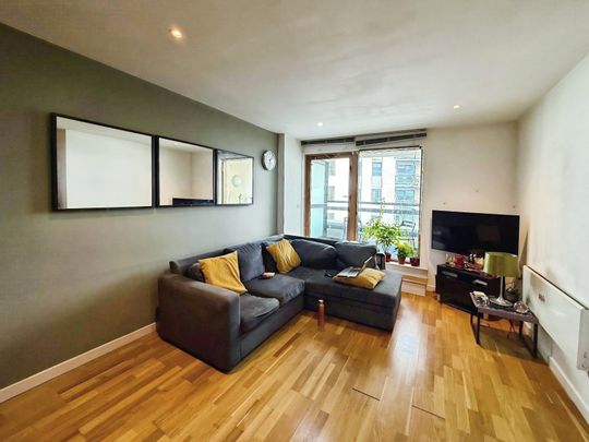 2 bedroom apartment to rent - Photo 1