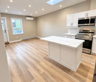 For Lease - 2157 Danforth Avenue Unit# Upper, Toronto, Ontario - Photo 6