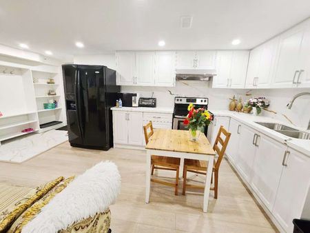 For Lease - 28 Castle Harbour Lane, Markham, Ontario - Photo 4