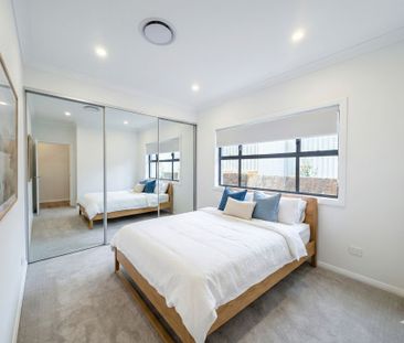 BRAND NEW LUXURY LIVING WITH MOUNTAIN VIEWS! - Photo 5